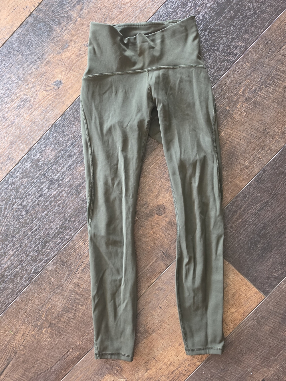 Lululemon Size 2 Olive Green High Rise Athletic Leggings Mesh Panel Yoga Pants